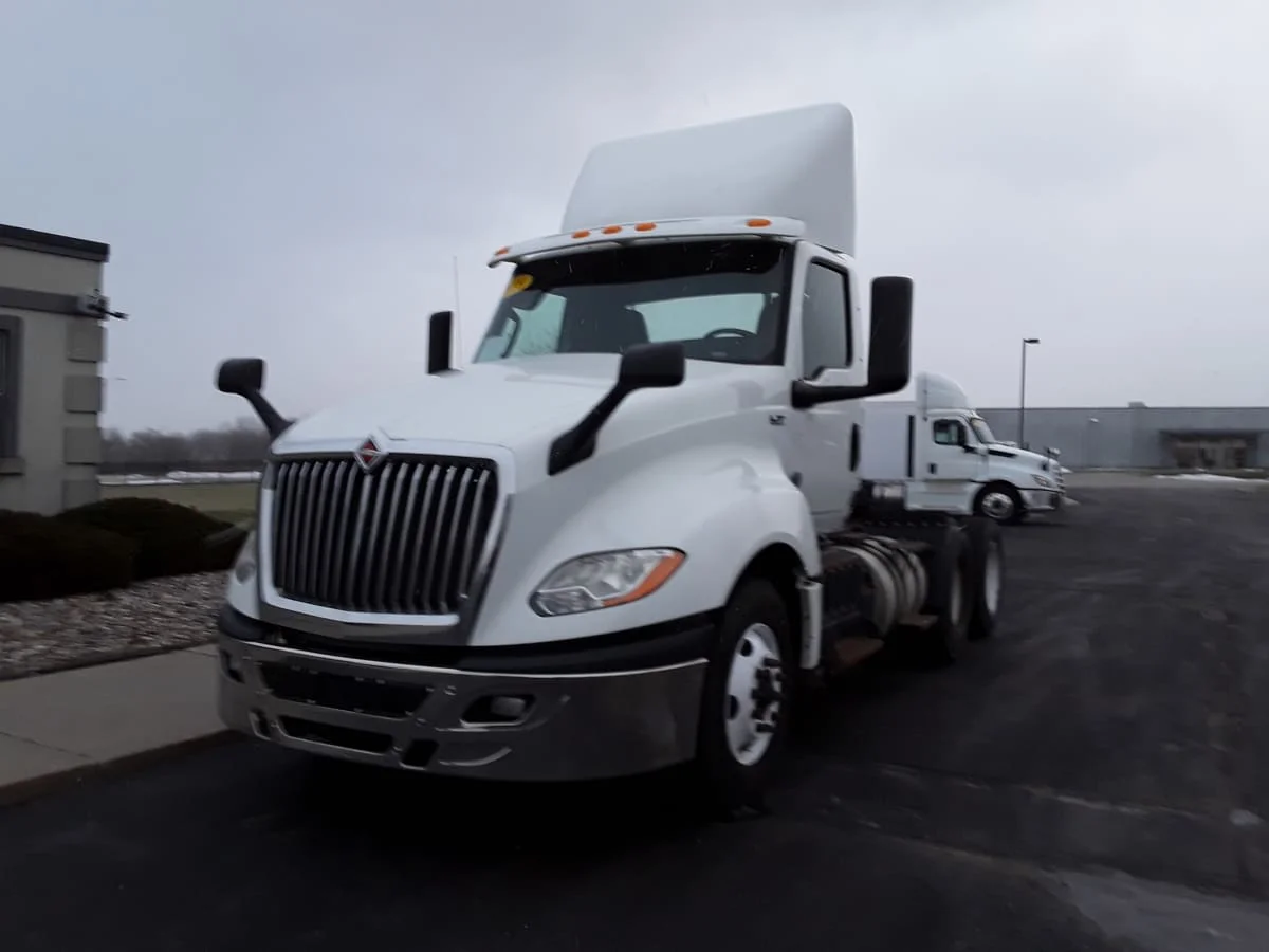 2019 International LT in Altoona, IA
