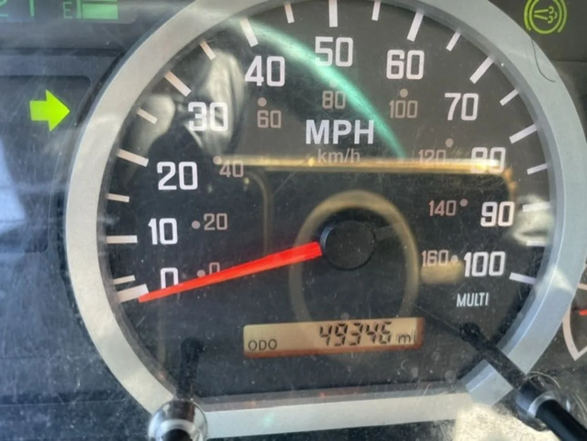 2020 Isuzu NPR - image 10