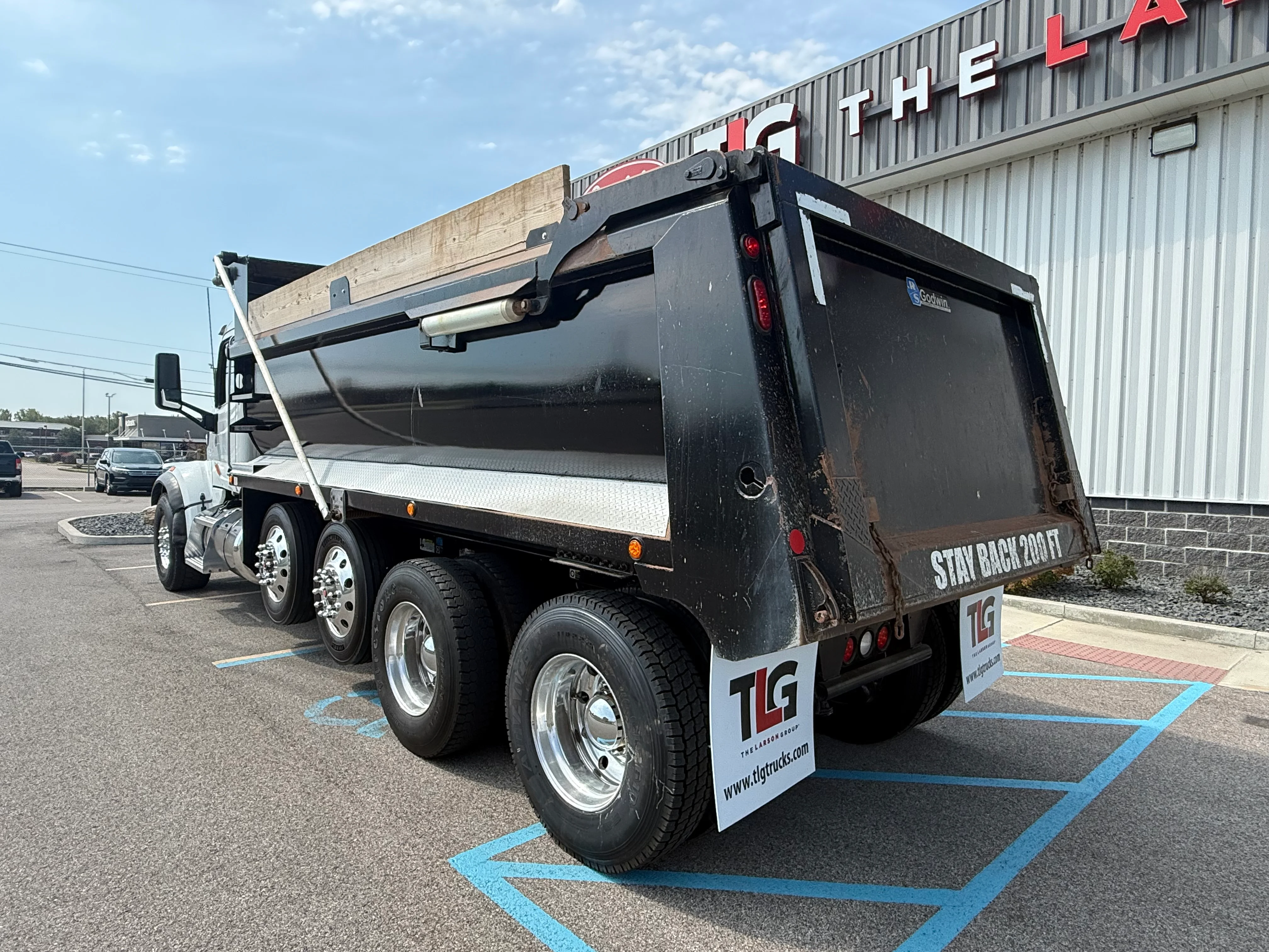 2020 Peterbilt 567 in Evansville, IN — photo 3