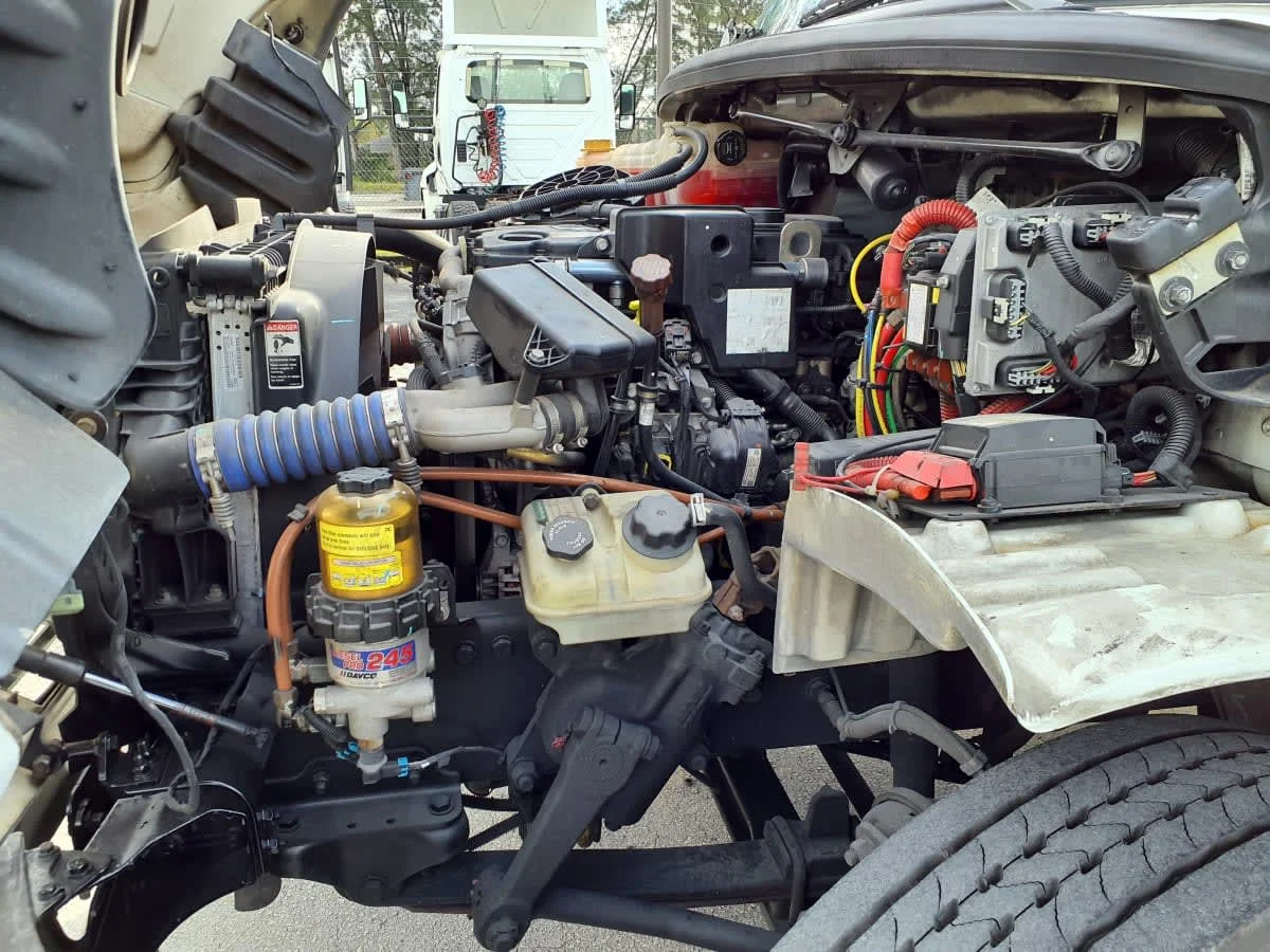 2020 Freightliner M2 106 - image 10