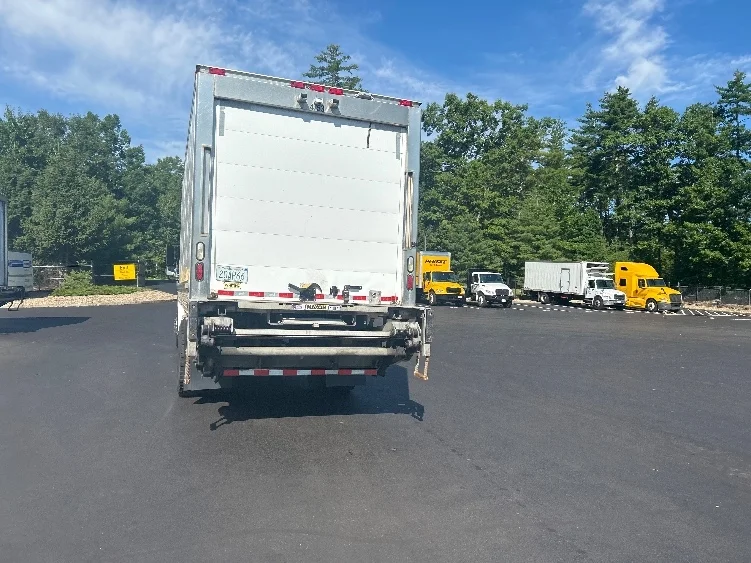 2020 Freightliner eM2 in Londonderry, NH — photo 7