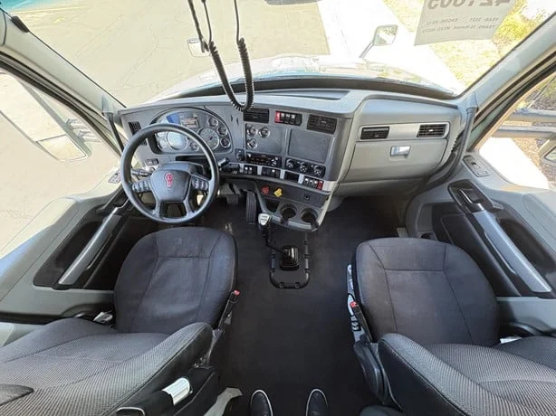 2021 Kenworth T680 in Salt Lake City, UT — photo 11