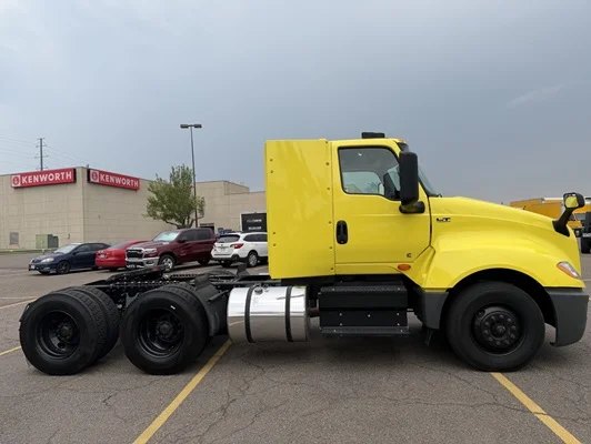 2023 International LT in Denver, CO — photo 4