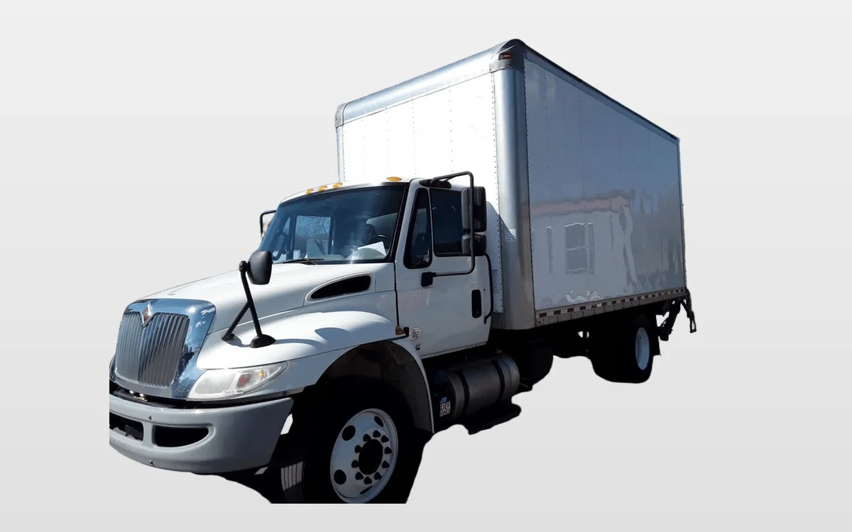 2018 International 4300 - image 1