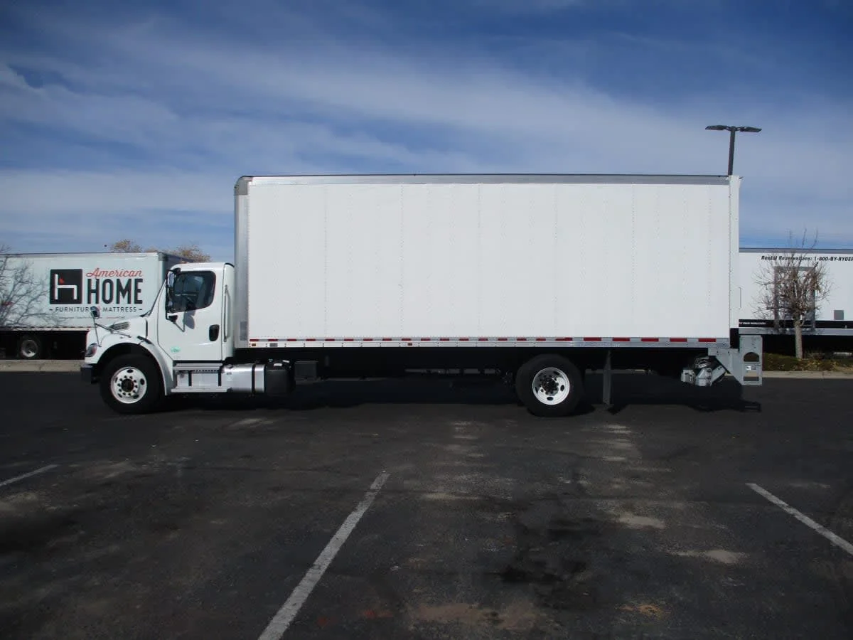 2021 Freightliner M2 106 - image 11