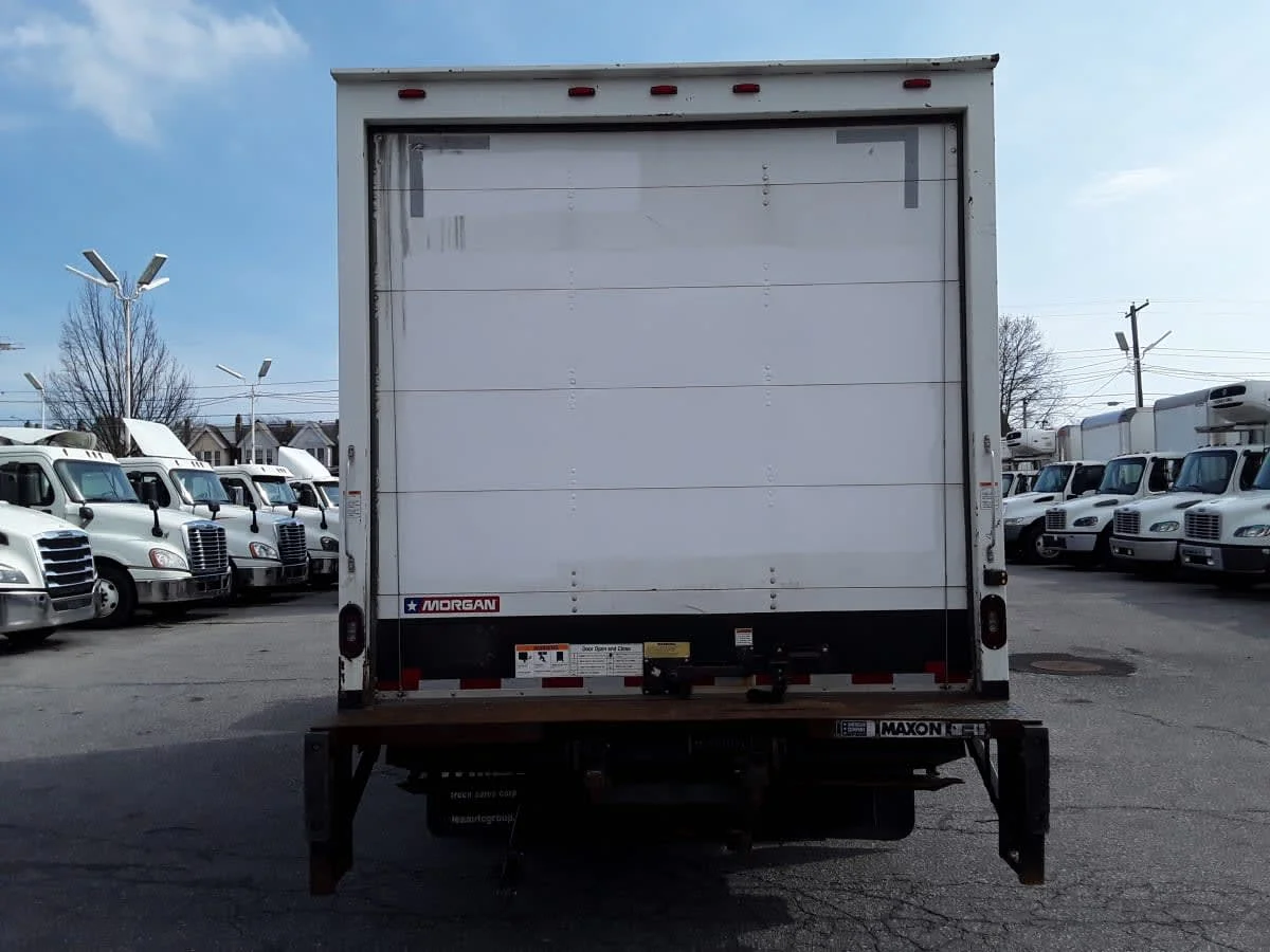 2019 Isuzu NPR - image 5