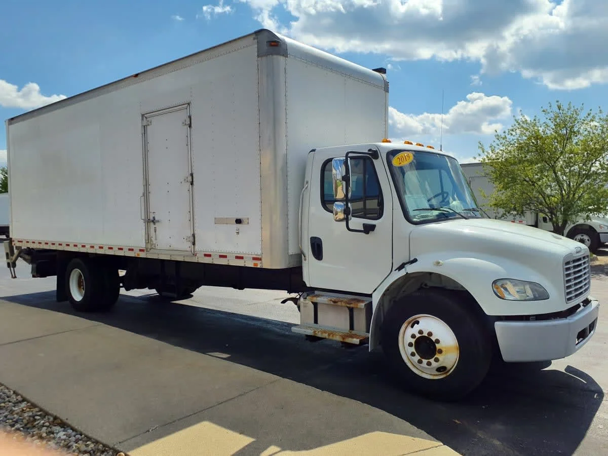 2019 Freightliner M2 106 in Altoona, IA — photo 3