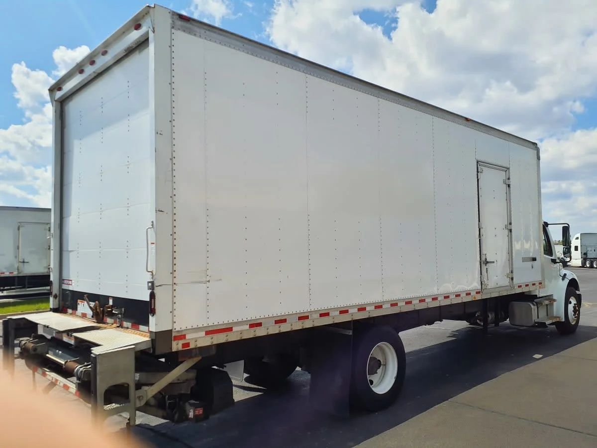 2019 Freightliner M2 106 in Altoona, IA — photo 4