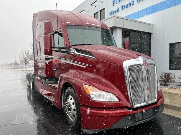 2023 Kenworth T680 - image 5