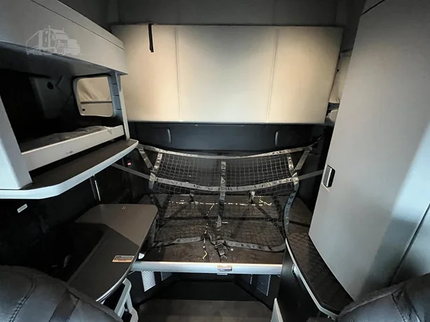 2023 Kenworth T680 - image 16