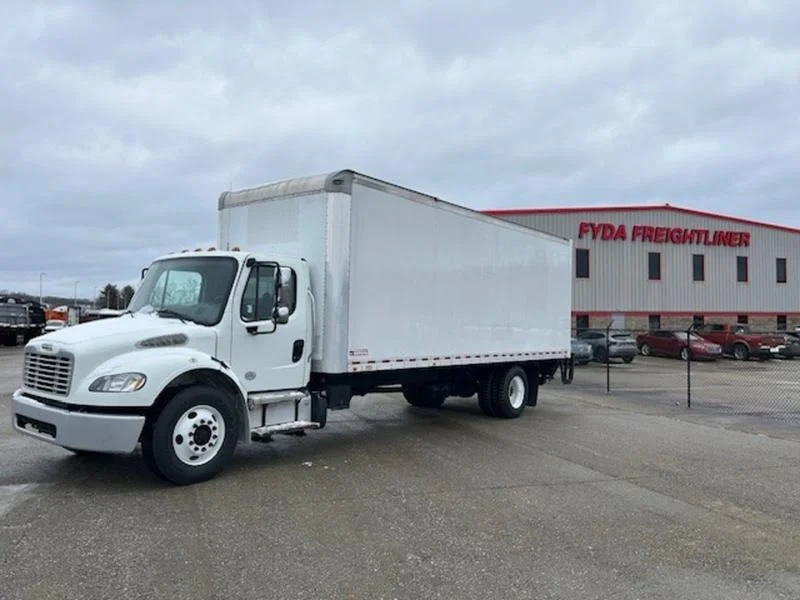 2015 Freightliner M2 106 - image 10