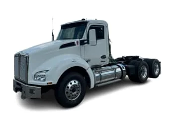 2025 Kenworth T880