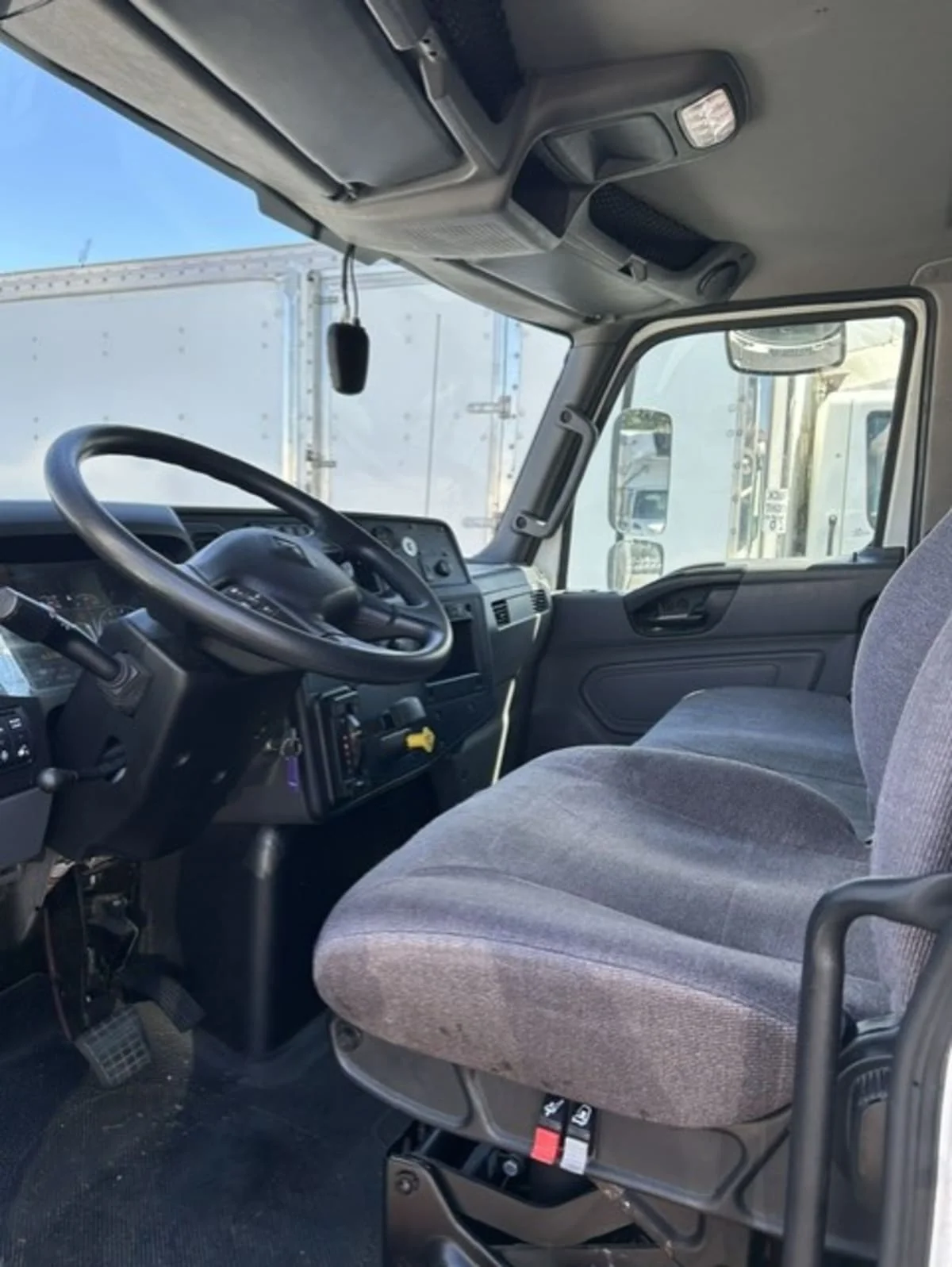 2020 International MV in Farmingdale, NY — photo 7