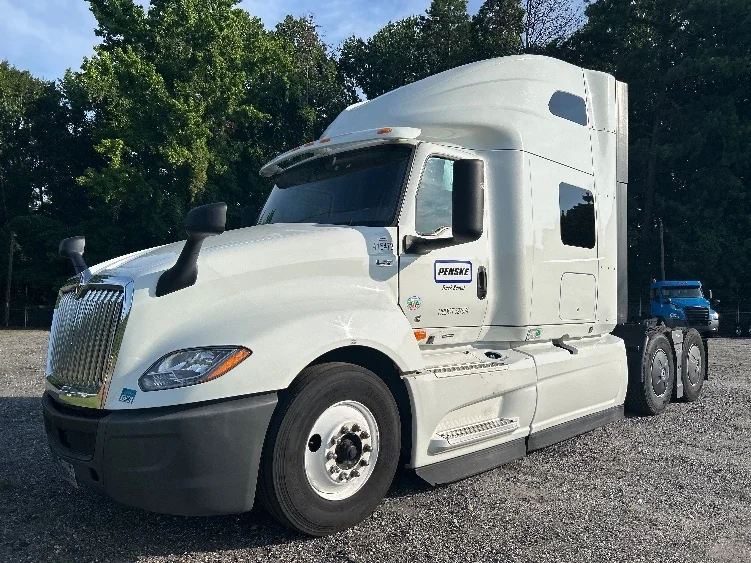 2022 International LT in Anderson, SC — photo 3