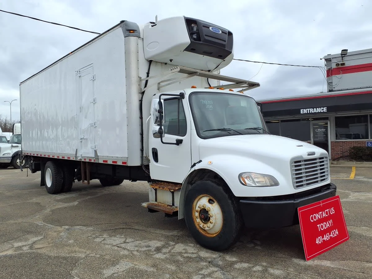 2018 Freightliner M2 106 in Warwick, RI — photo 3
