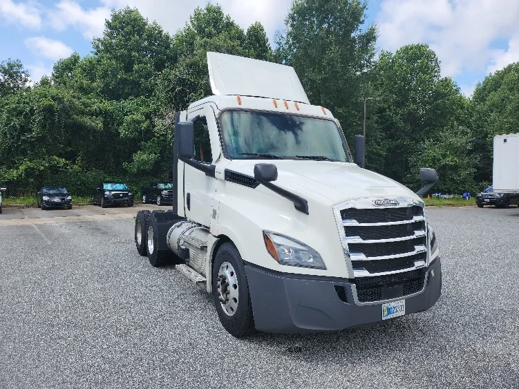 2022 Freightliner Cascadia in Greensboro, NC