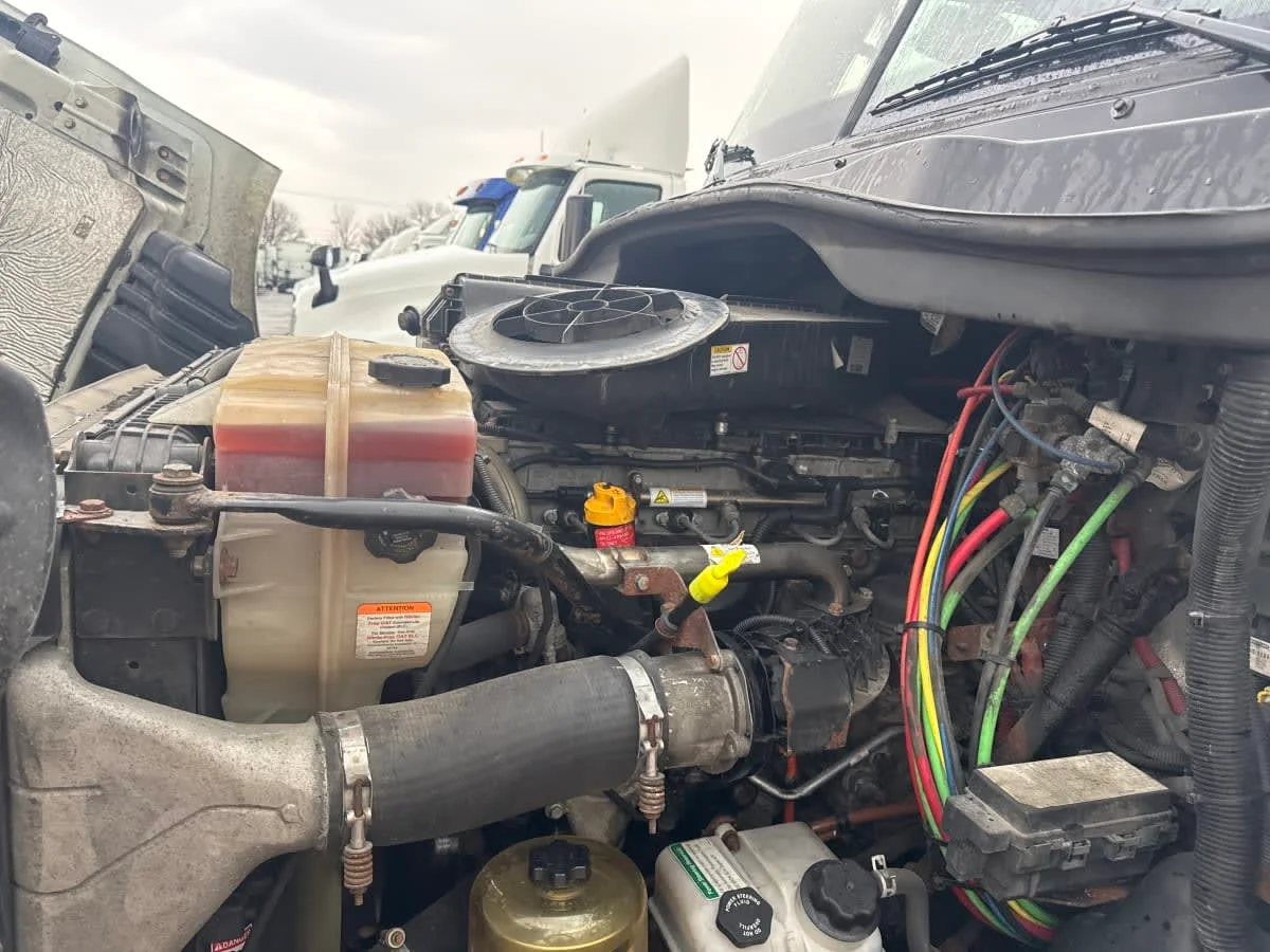 2018 Freightliner Cascadia in Bolingbrook, IL — photo 8