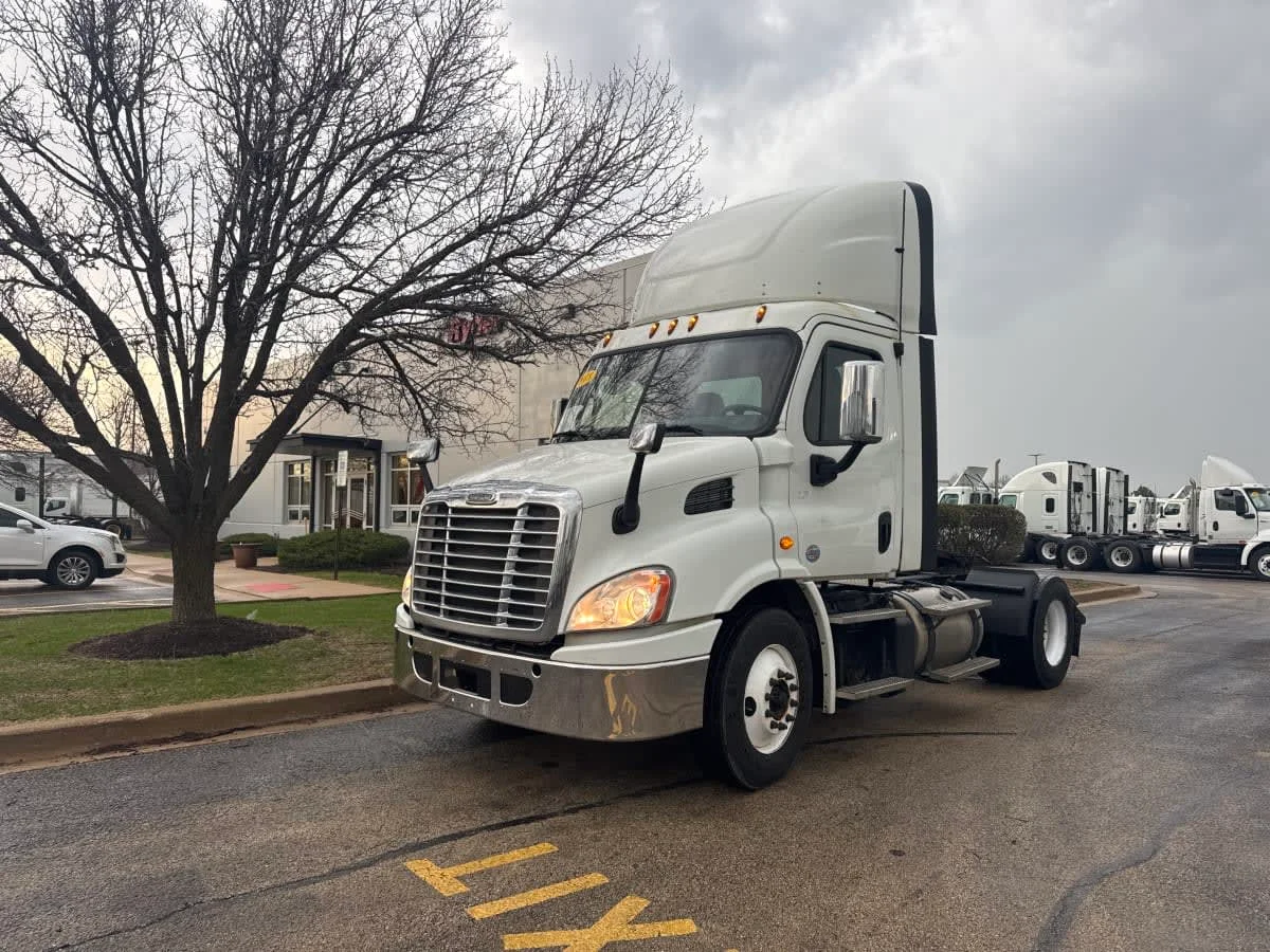 2018 Freightliner Cascadia in Bolingbrook, IL