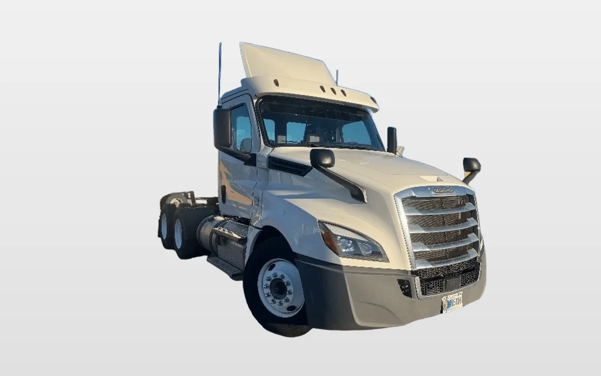 2018 Freightliner - image 1