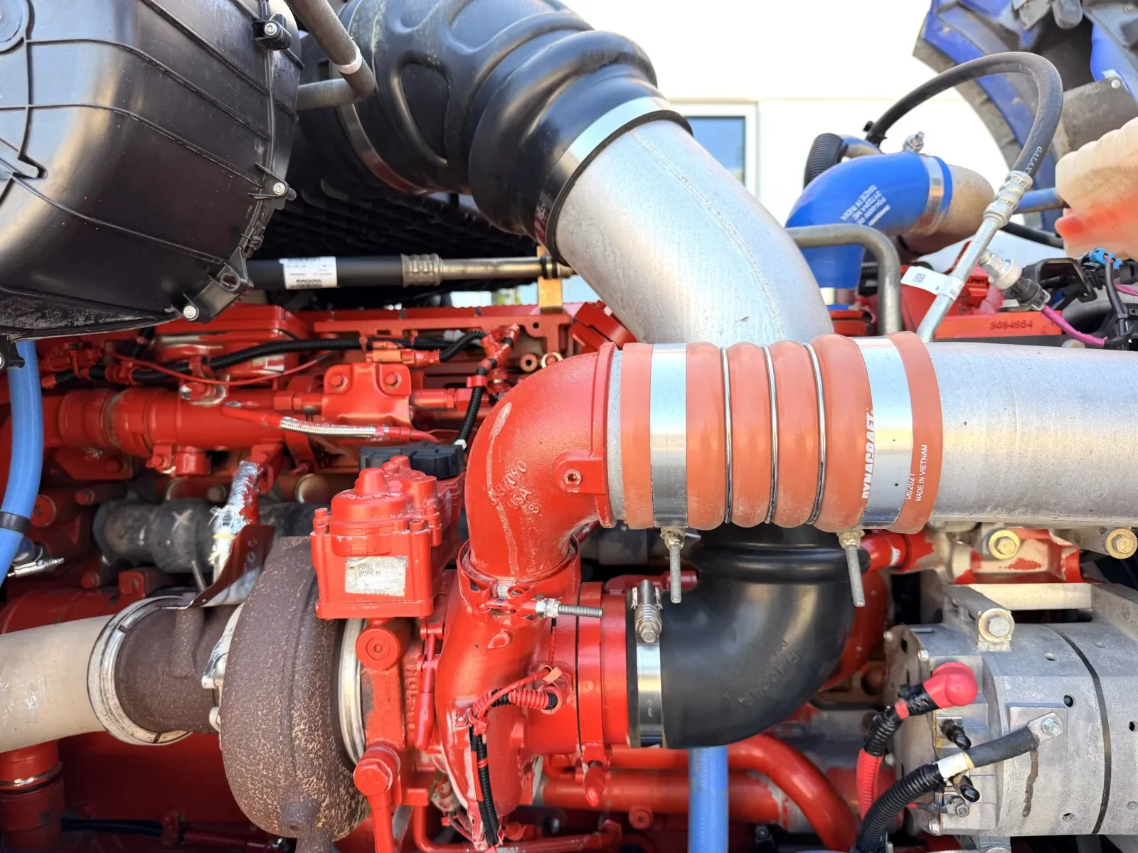 2023 Kenworth T880 - image 14