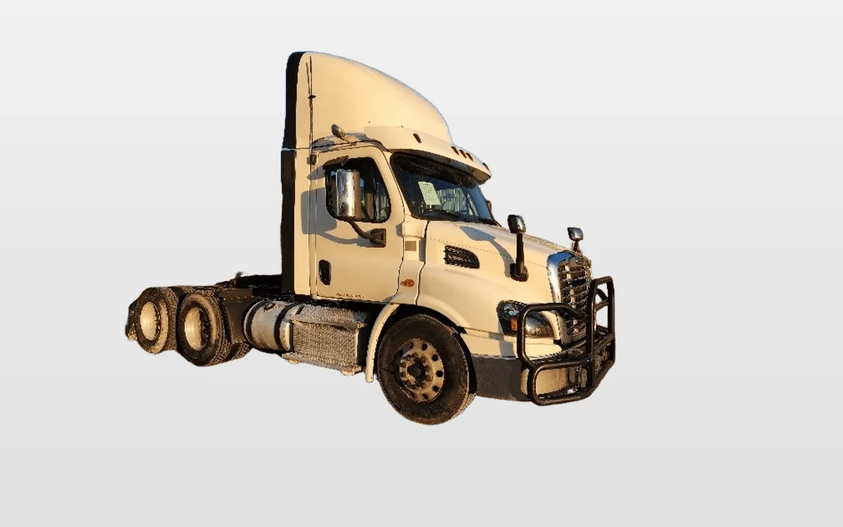 2018 Freightliner - image 1