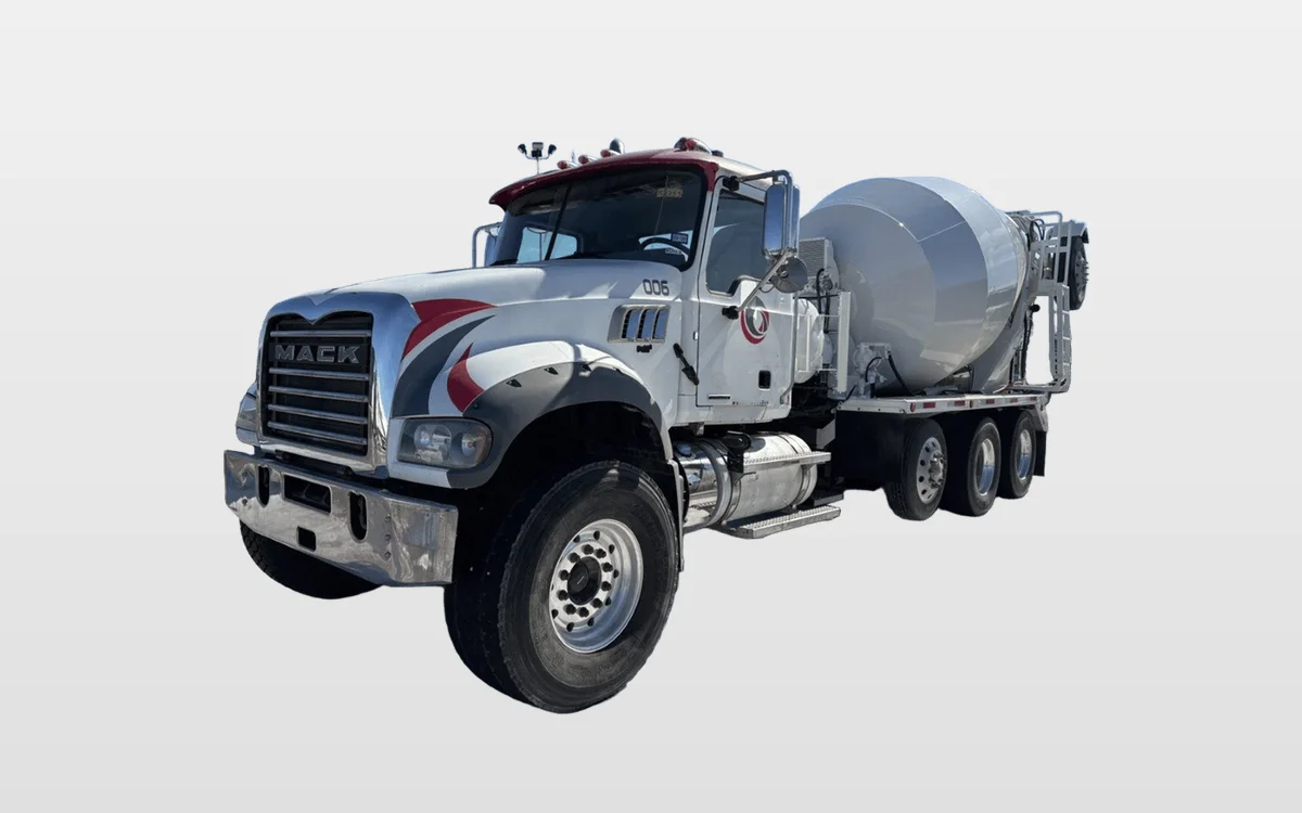 2021 Mack Granite - image 1