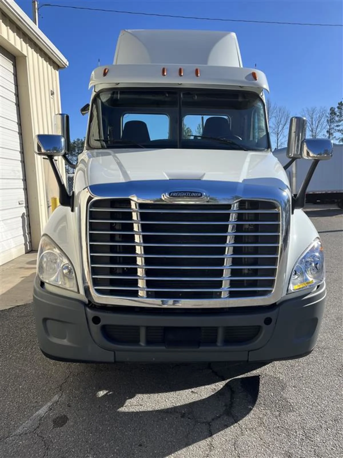 2020 Freightliner Cascadia in Ashland, VA — photo 2
