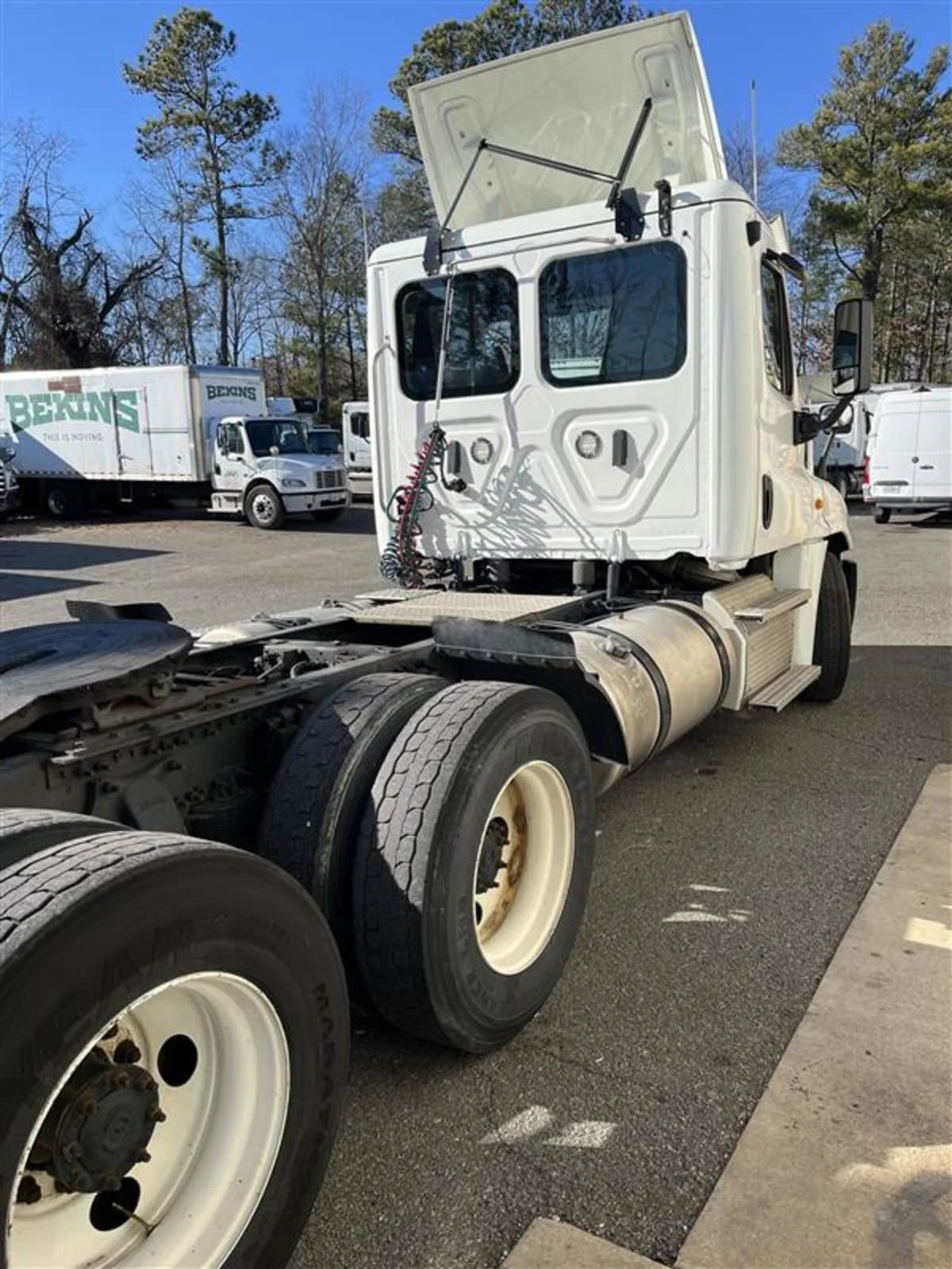 2020 Freightliner Cascadia in Ashland, VA — photo 4