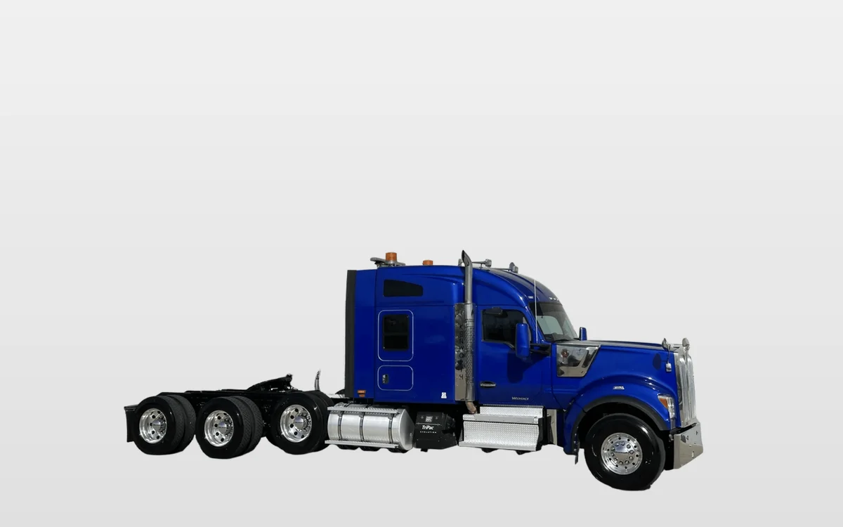 2022 Kenworth W990 - image 1