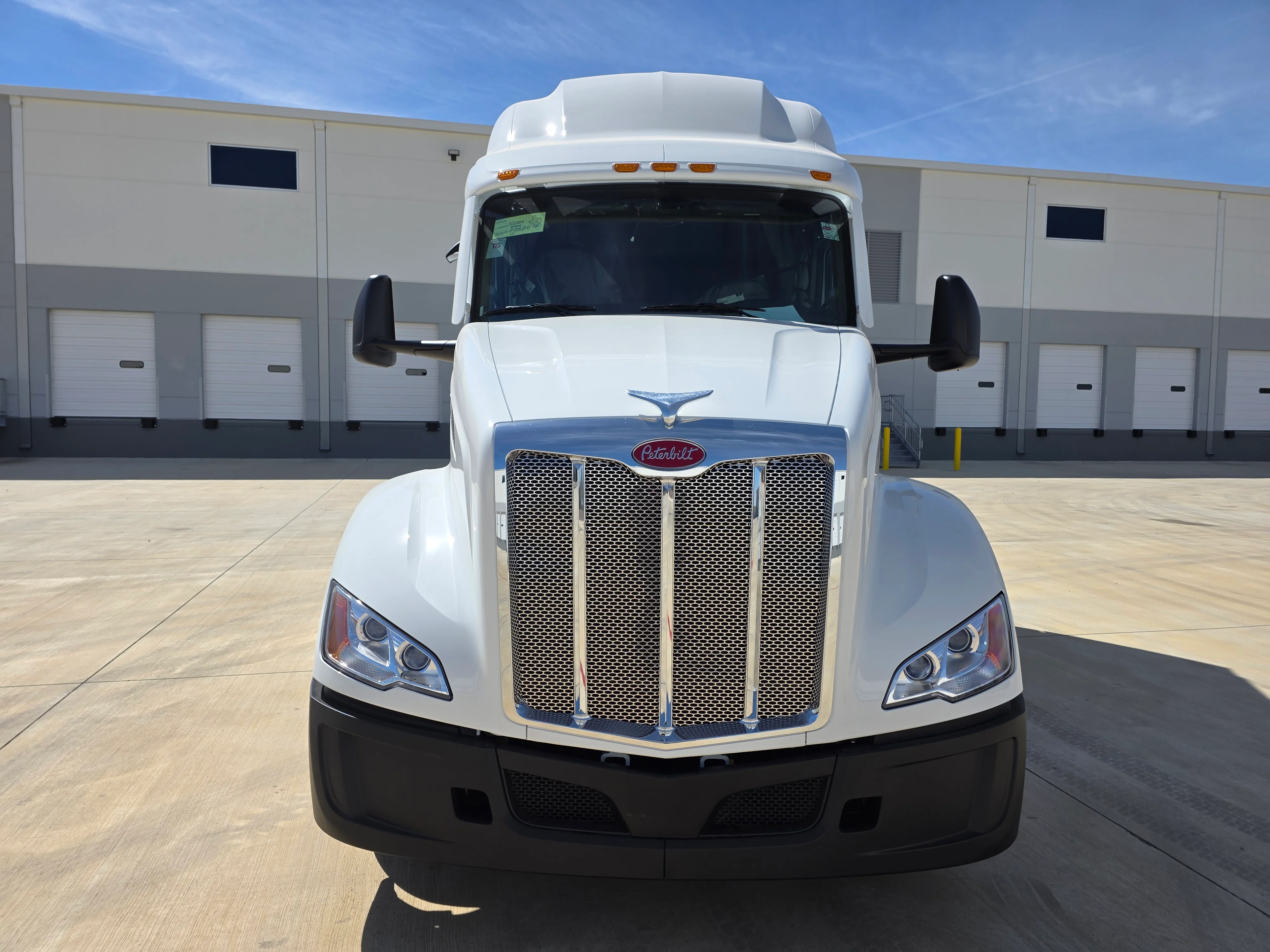2027 Peterbilt 579 in Portland, OR — photo 8