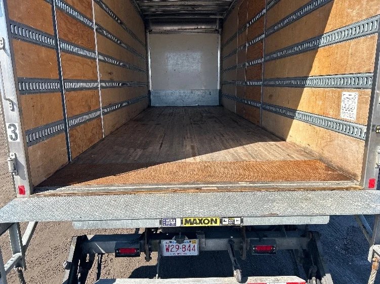 2022 International MV - image 10