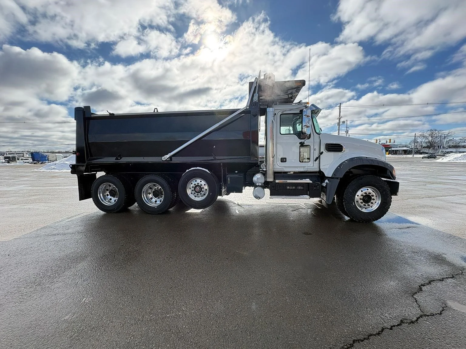 2026 Mack Granite in Hermon, ME — photo 3
