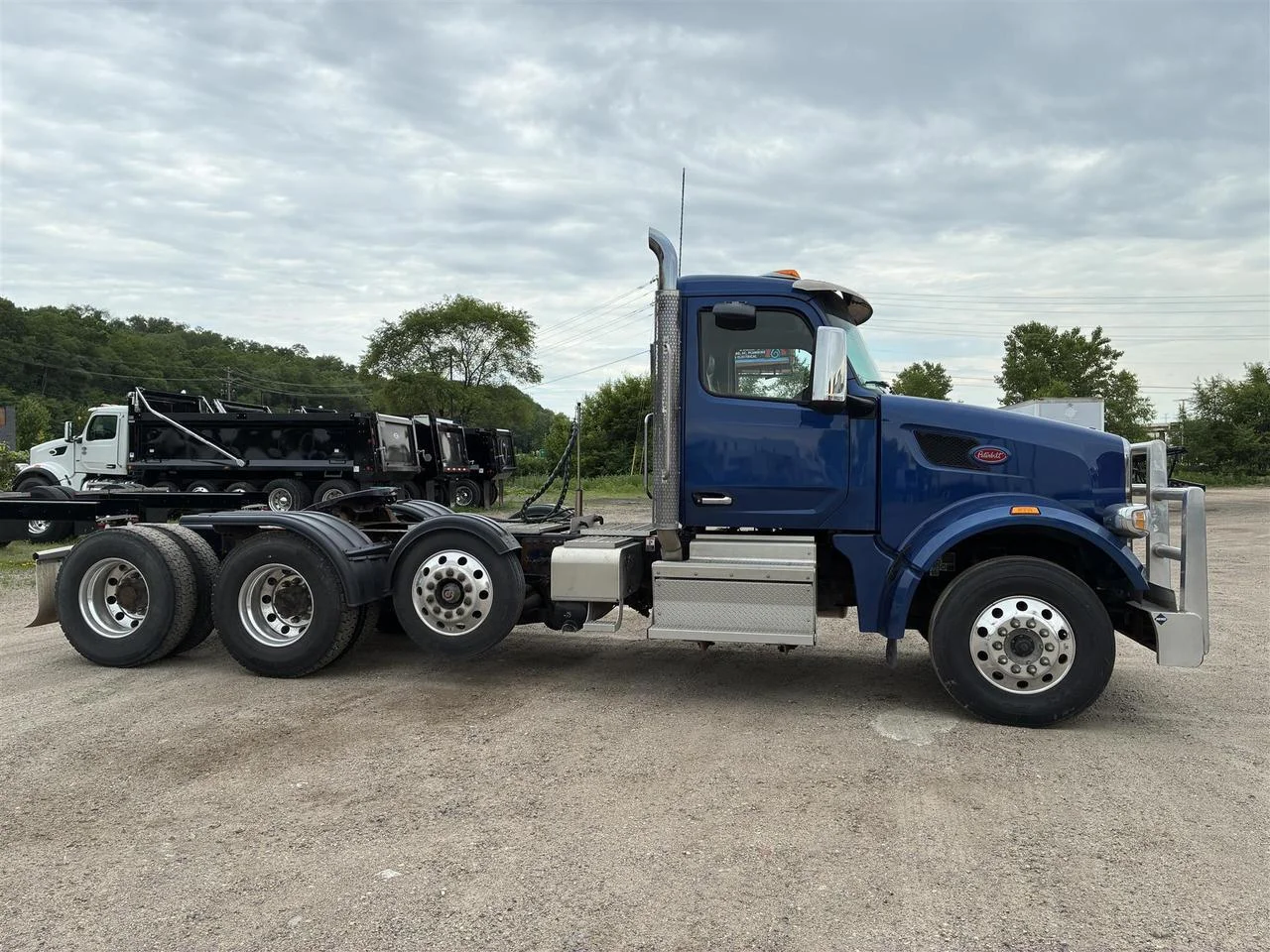 2023 Peterbilt 567 in Rochester, MN — photo 6