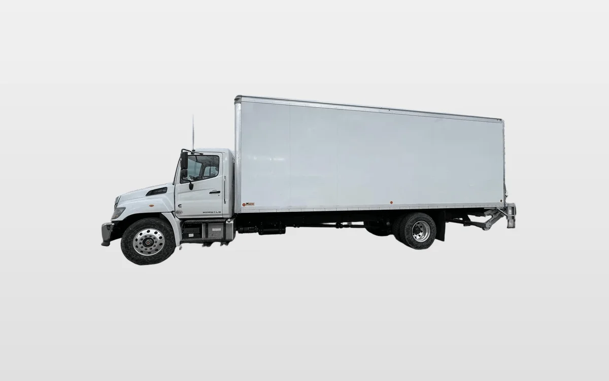 2025 Hino L6 - image 1