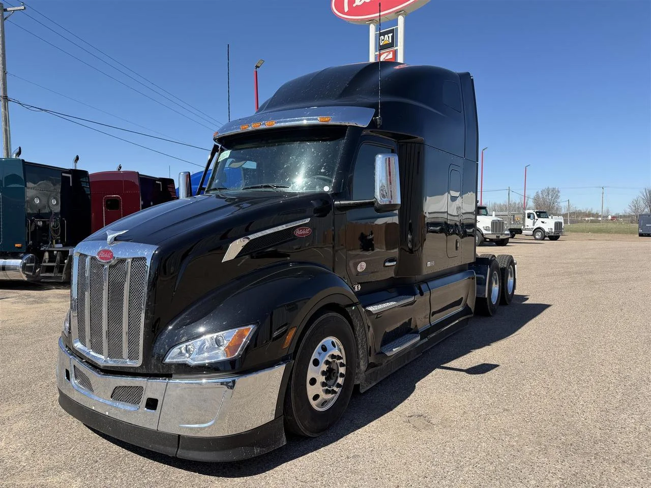 2027 Peterbilt 579 in Eau Claire, WI — photo 12