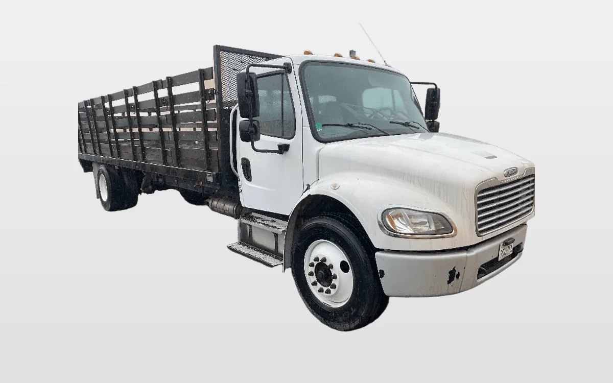 2016 Freightliner M2 106 - image 1