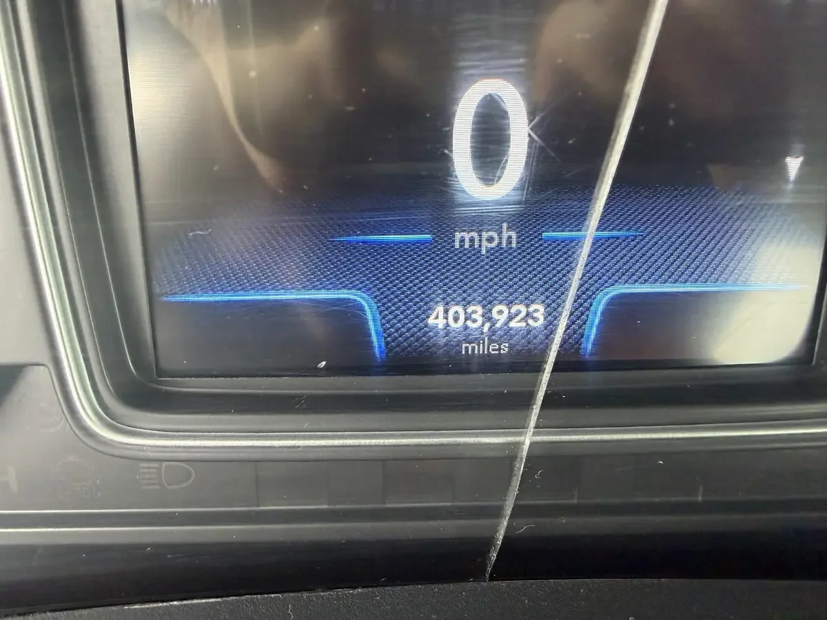 2022 International HX - image 12