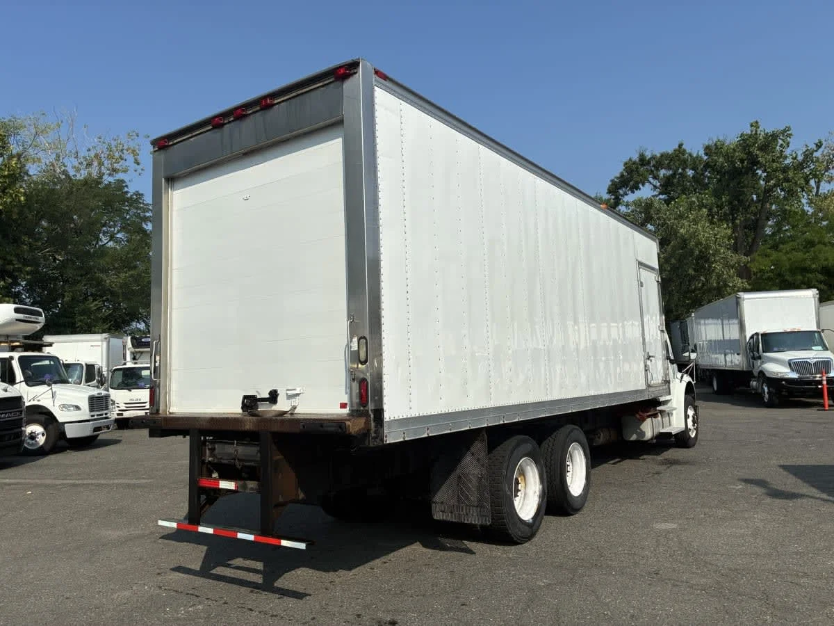 2019 Freightliner M2 106 in Newark, NJ — photo 6