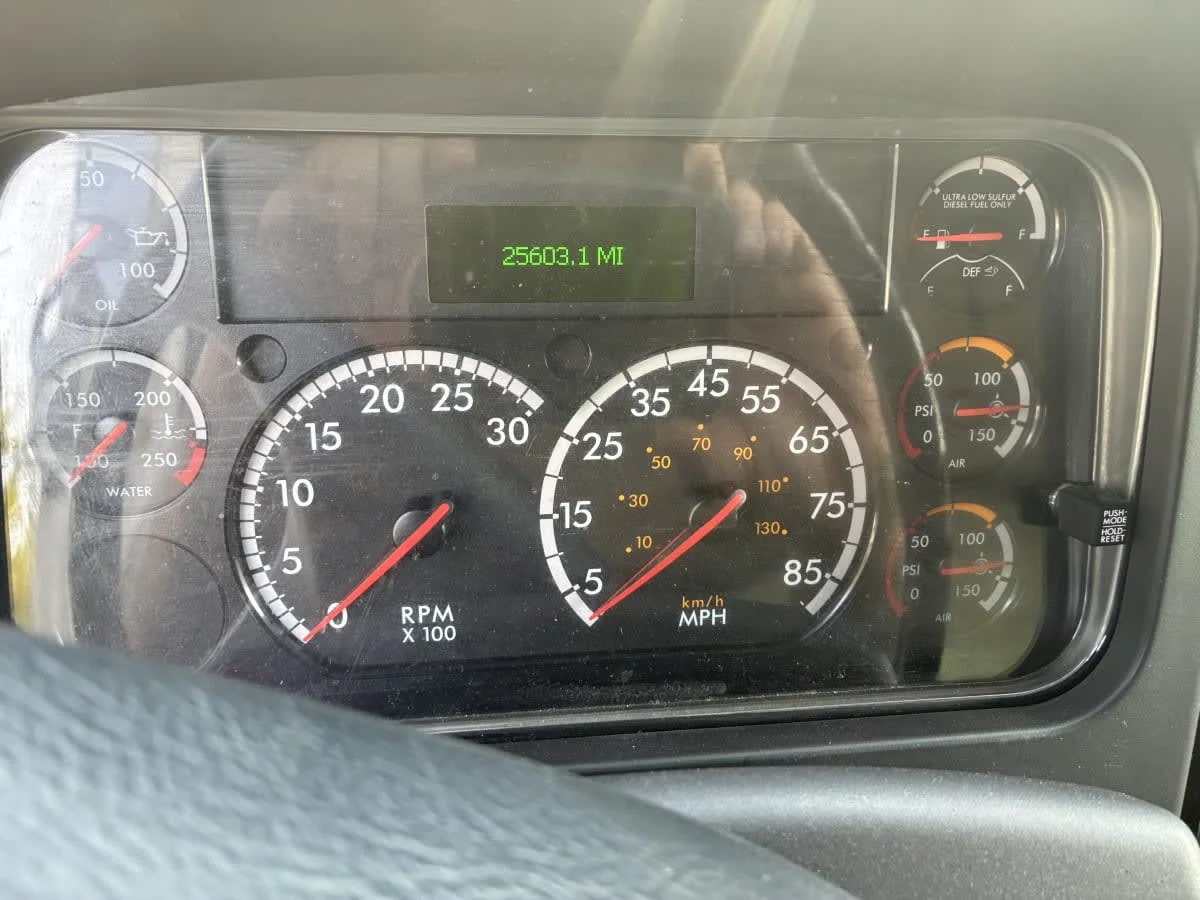 2019 Freightliner M2 106 in Newark, NJ — photo 14