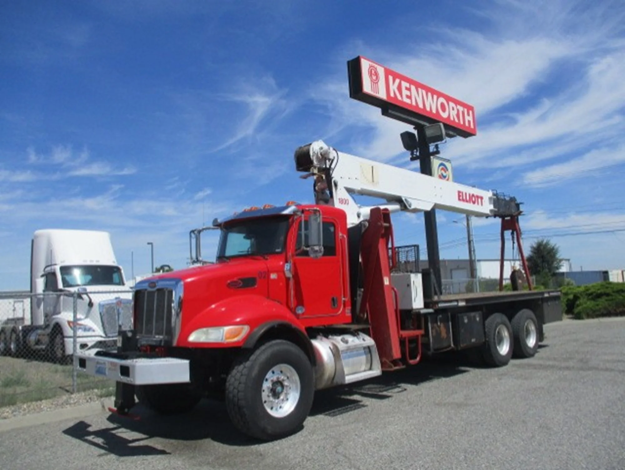 2015 Peterbilt 348