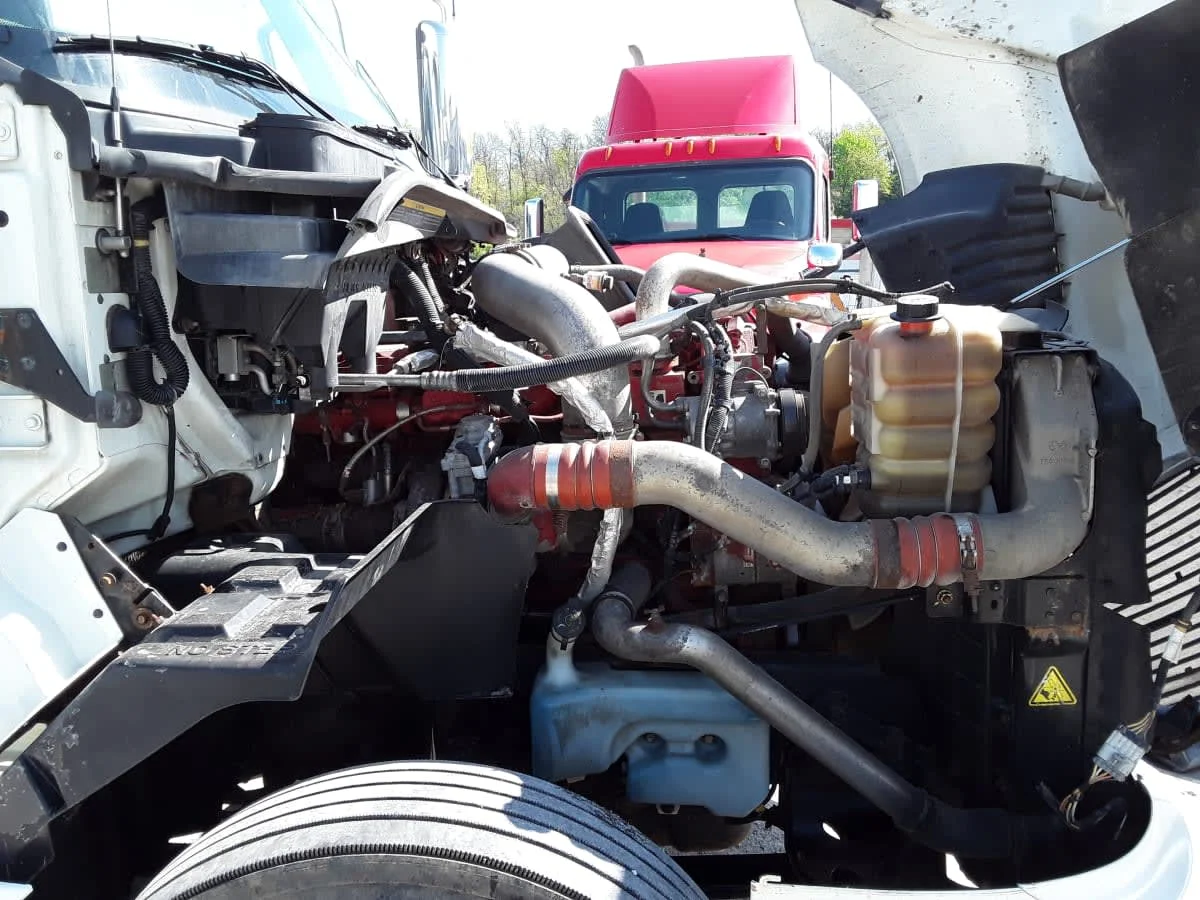 2017 International ProStar - image 10