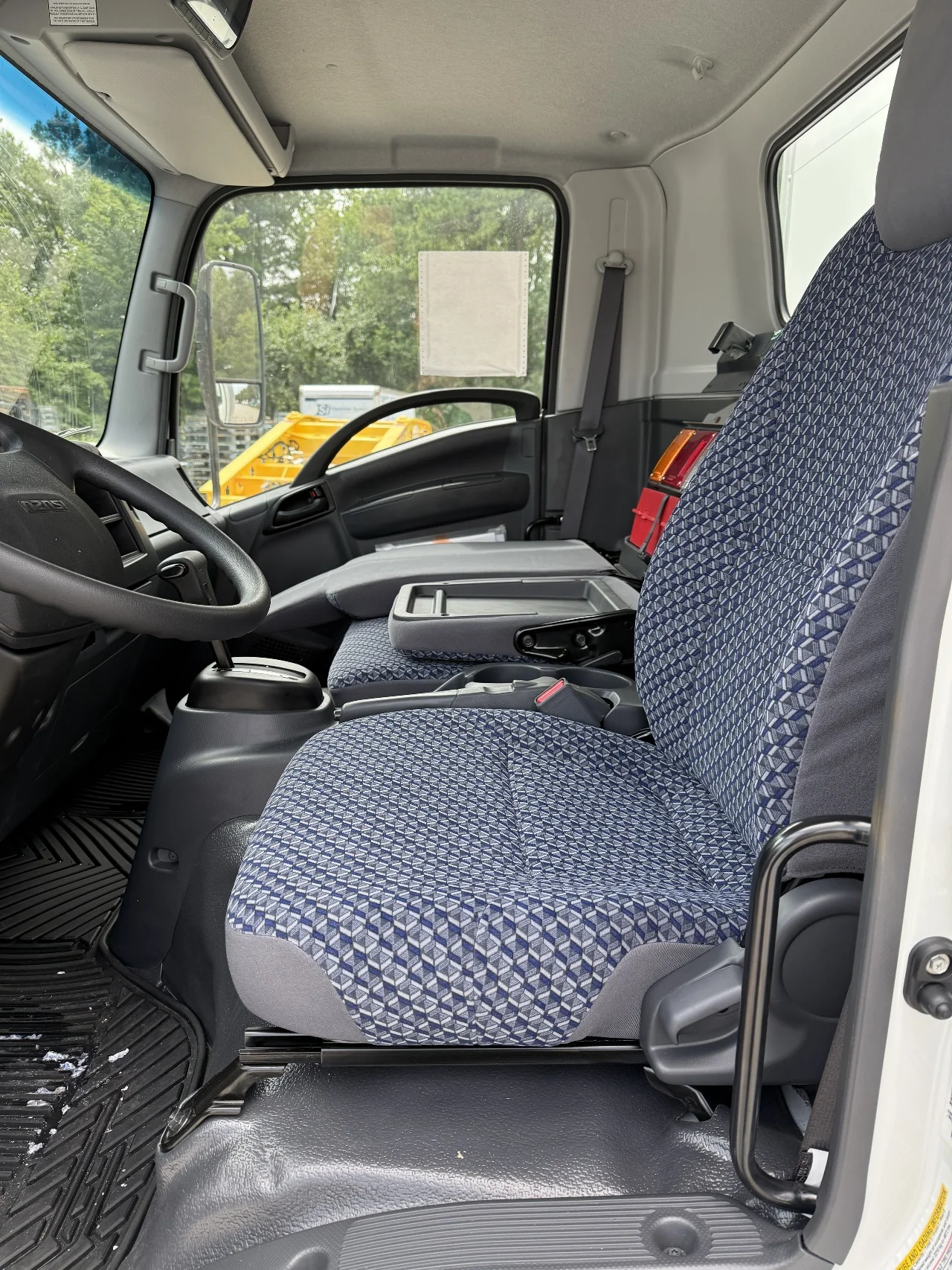 2026 Isuzu NPR in Norfolk, VA — photo 9