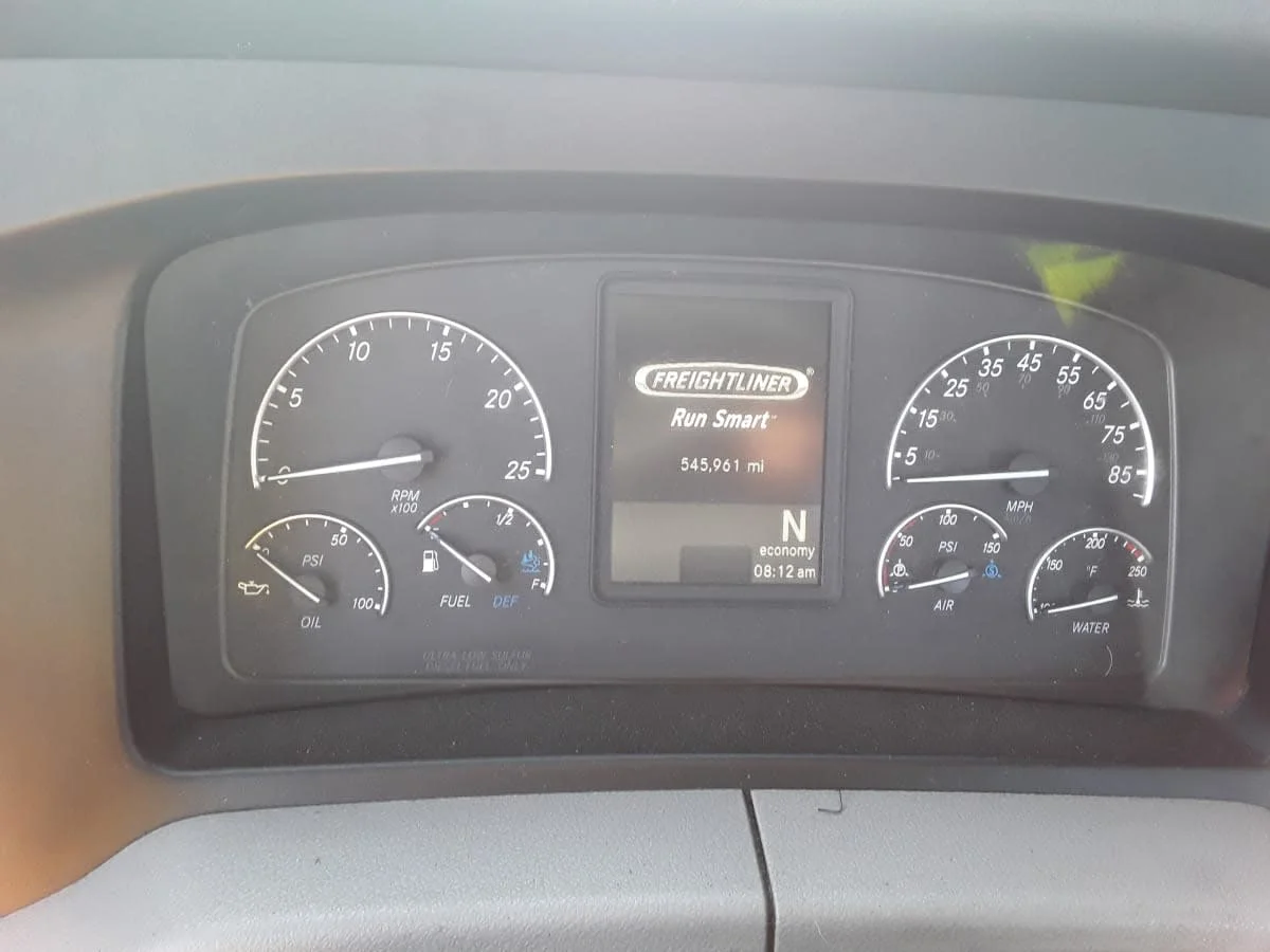 2020 Freightliner Cascadia in La Vergne, TN — photo 9