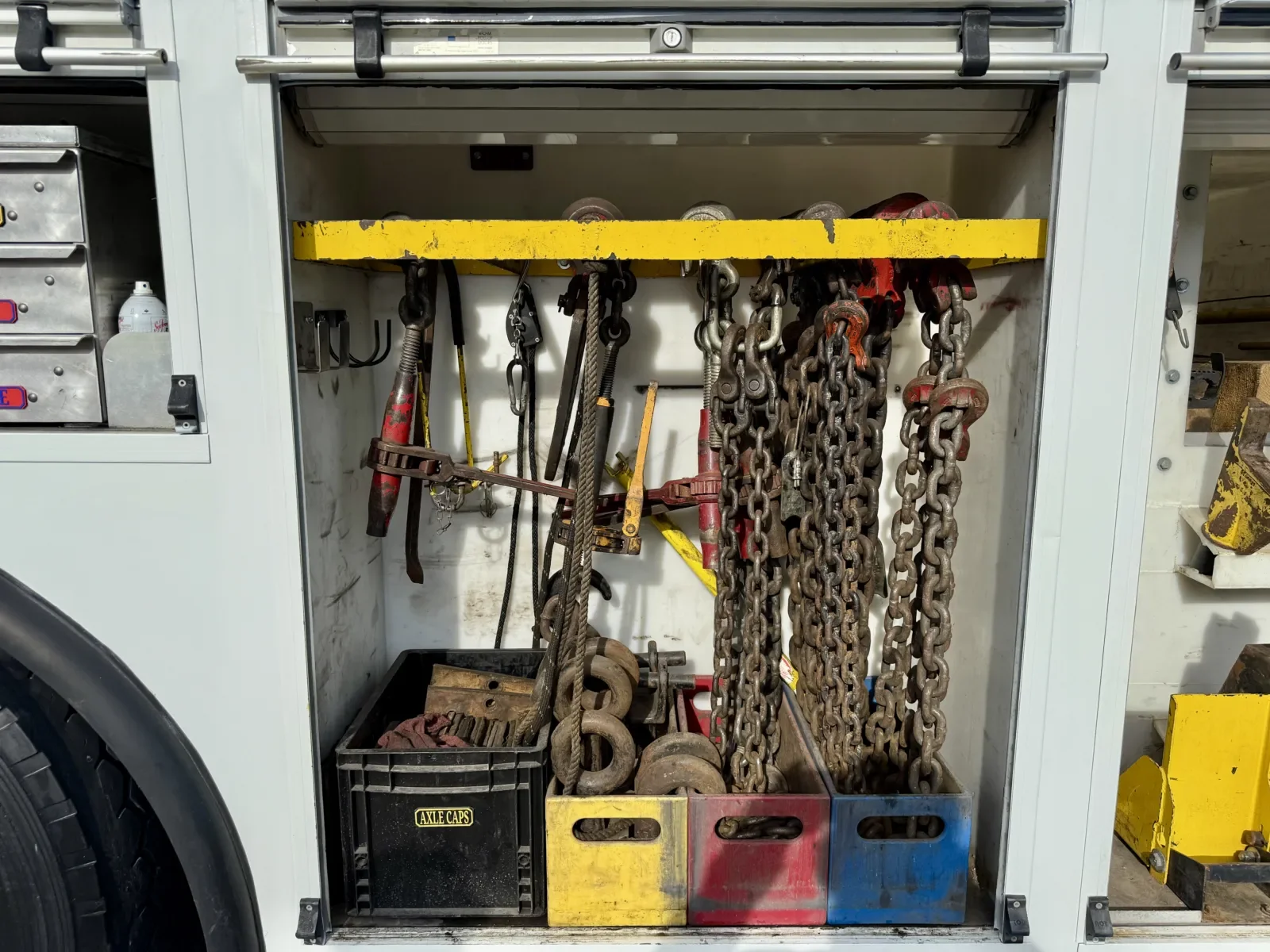 2013 Peterbilt - image 20