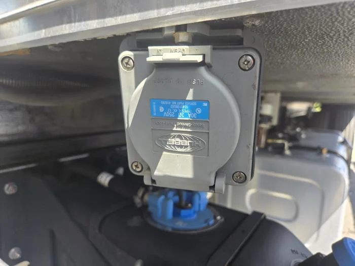 2023 Isuzu FTR - image 15