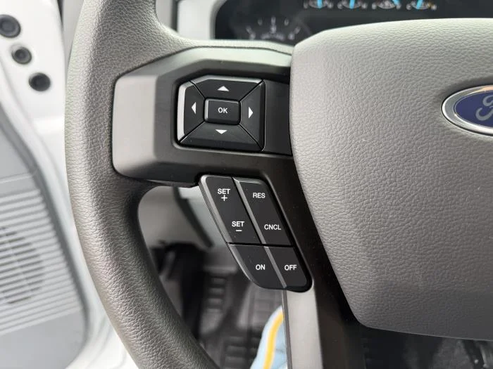 2027 Ford F-750 — photo 18