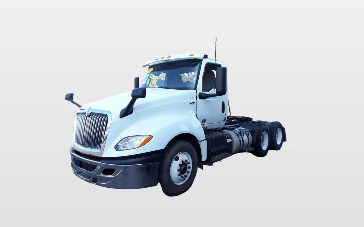 2018 International - image 1