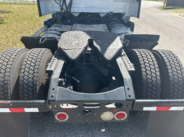2019 Volvo in Ocala, FL — photo 6