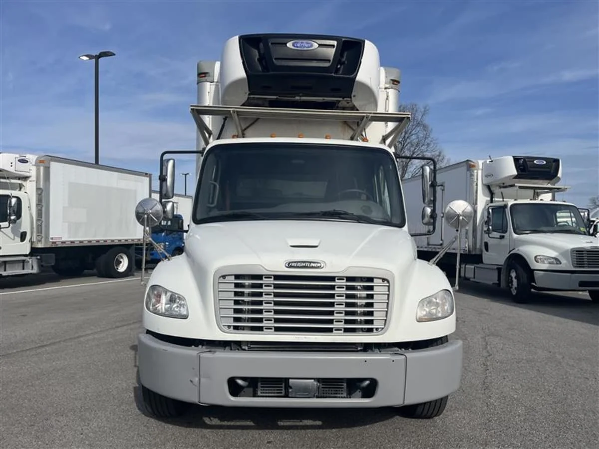 2018 Freightliner M2 106 in Beltsville, MD — photo 2