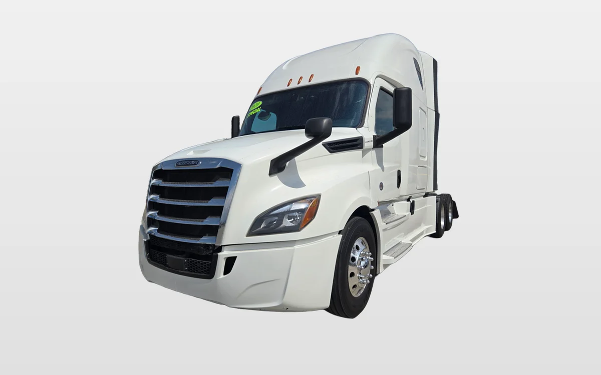 2020 FREIGHTLINER CASCADIA 126SLP - image 1